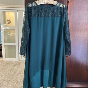 Elegant Teal Lace Sleeve Dress